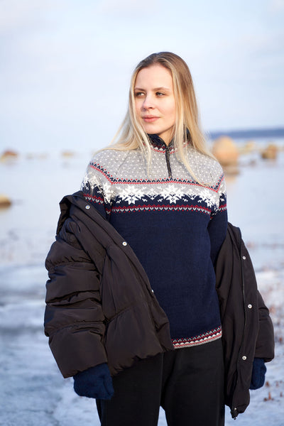 Halliste women's zipper neck sweater
