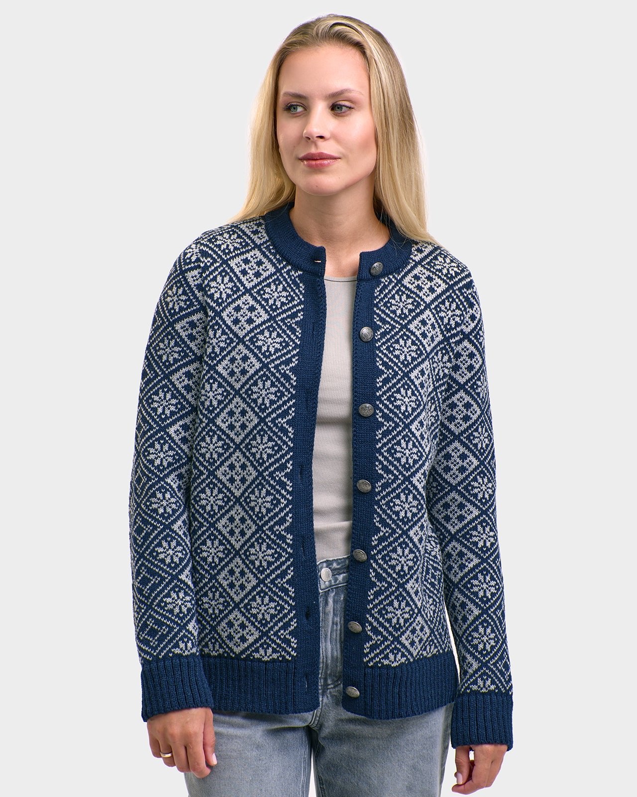 Selbu women's buttoned cardigan