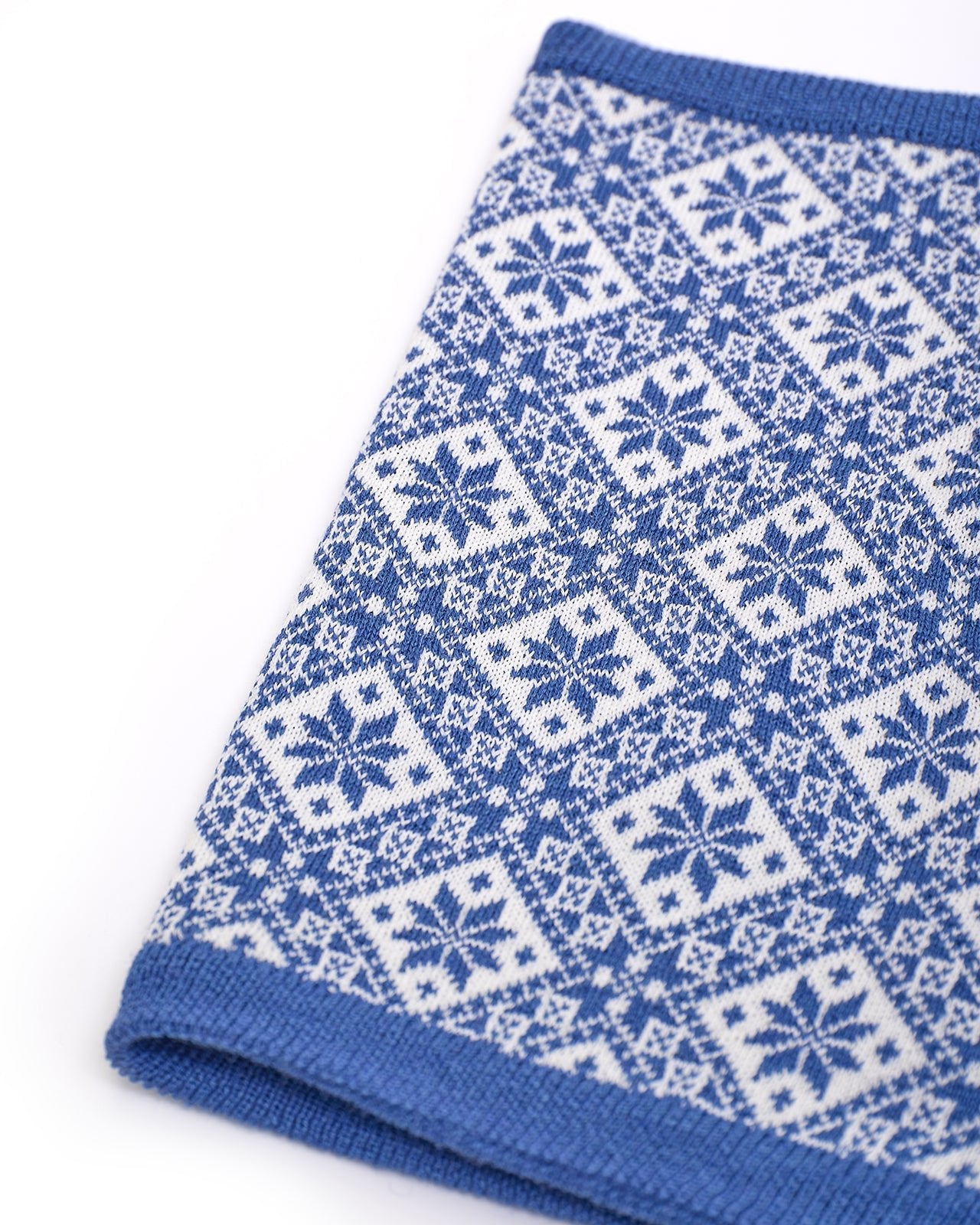 Hiiu snood scarf