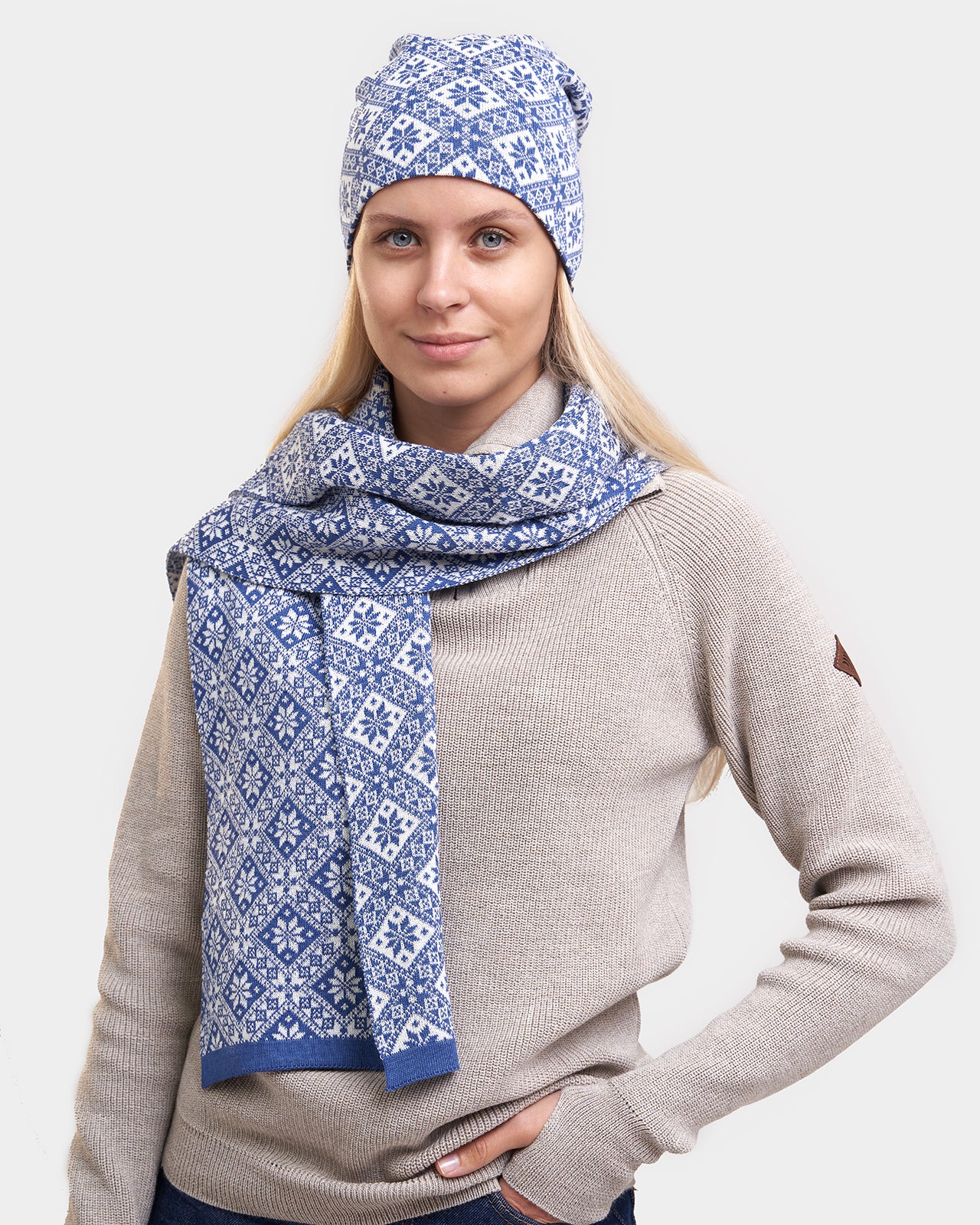 Hiiu woolen scarf