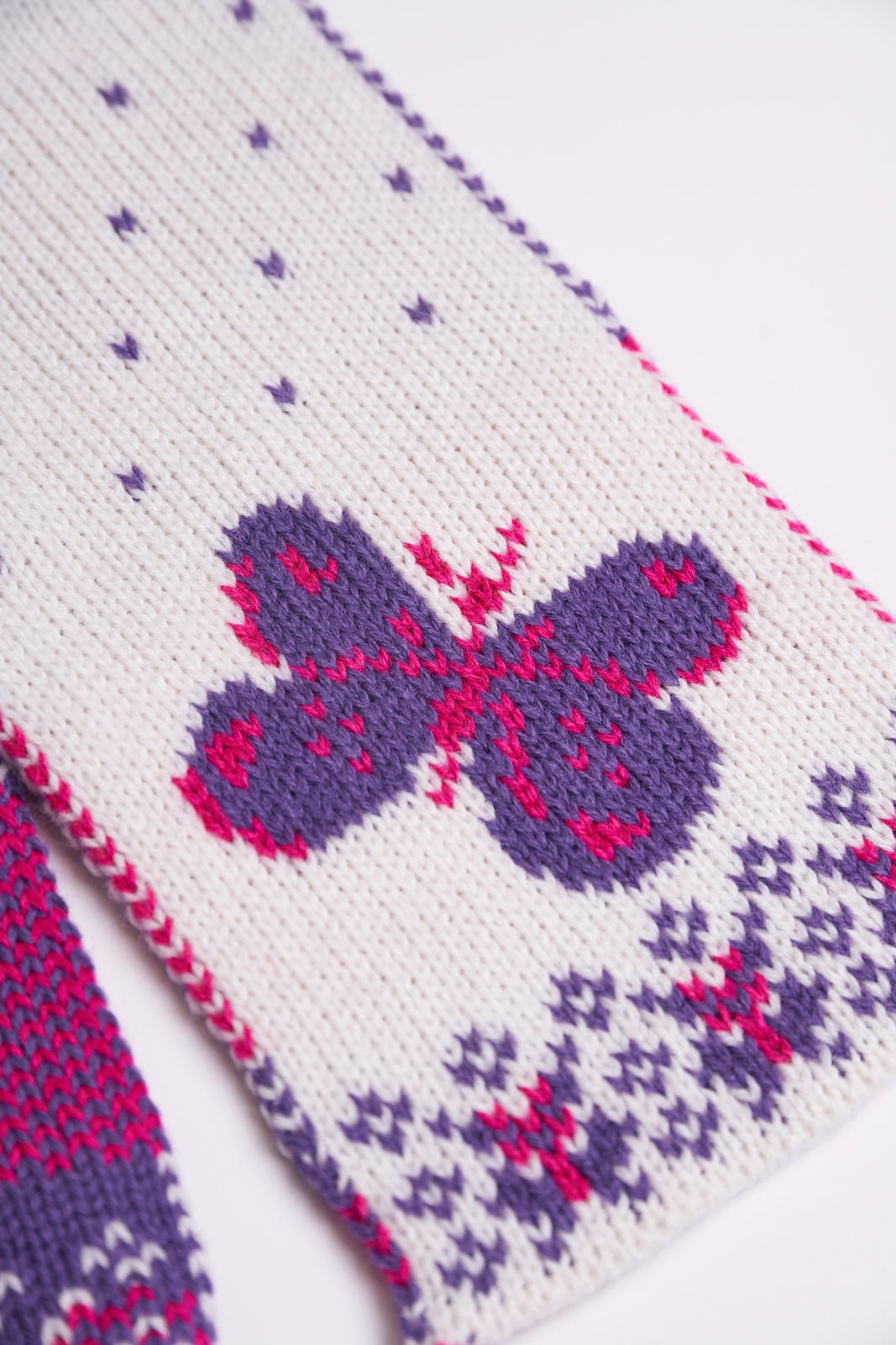 kids woolen scarf with butterfly