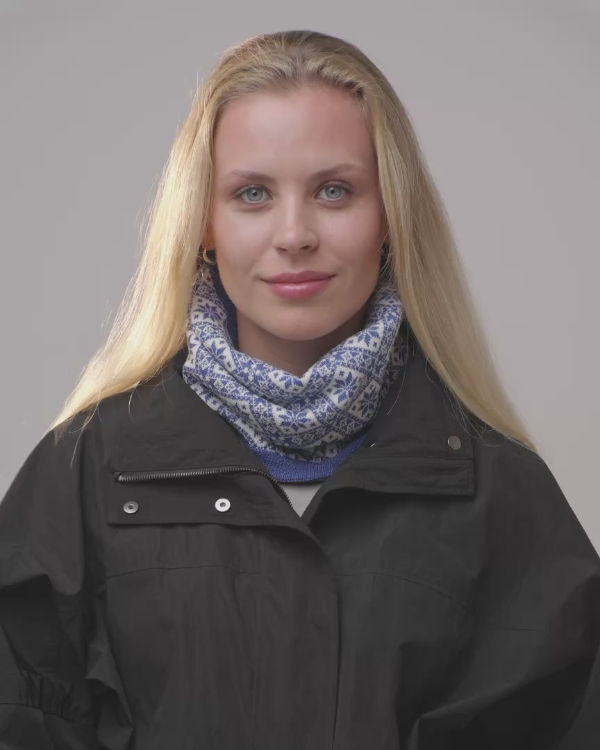 Hiiu snood scarf