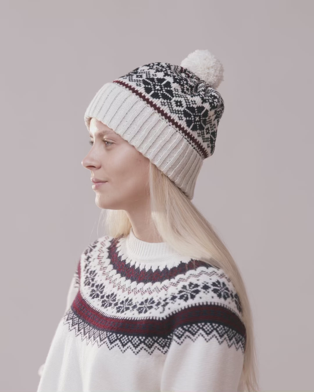 Ruhnu bobble hat