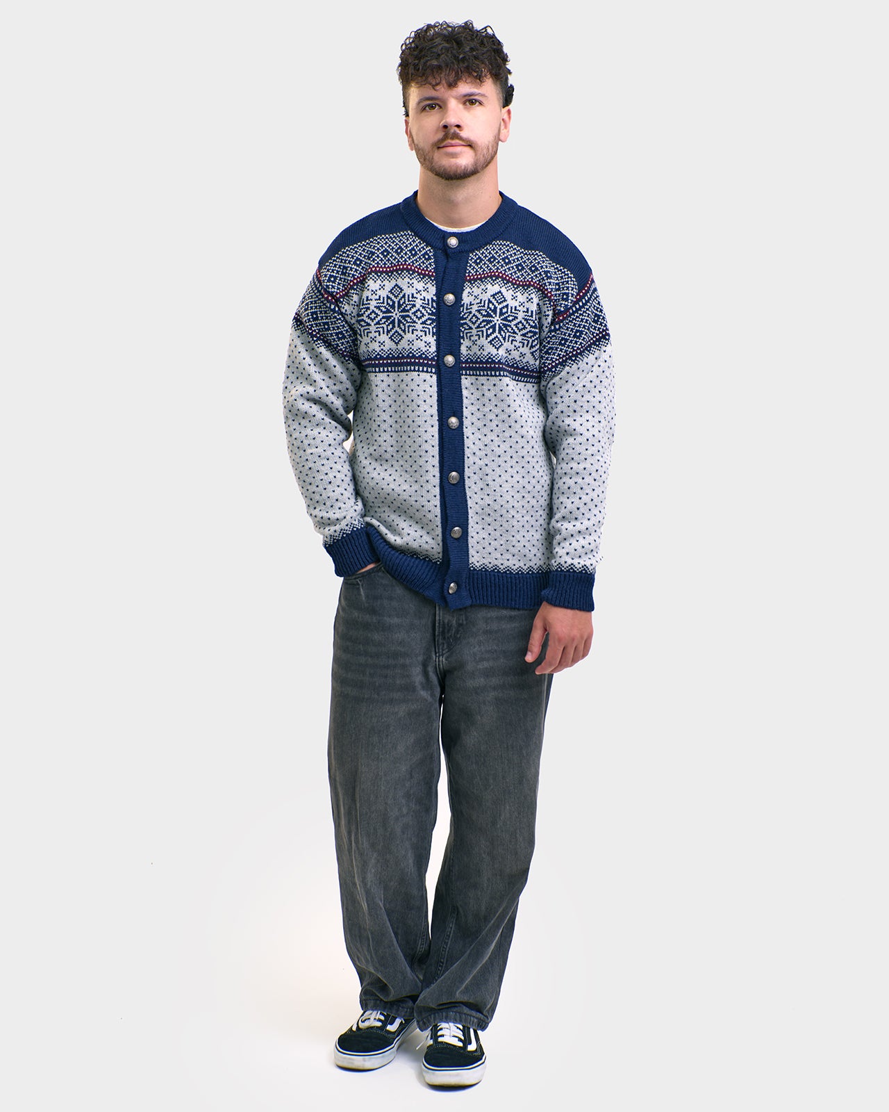 Lusekofte men's buttoned cardigan
