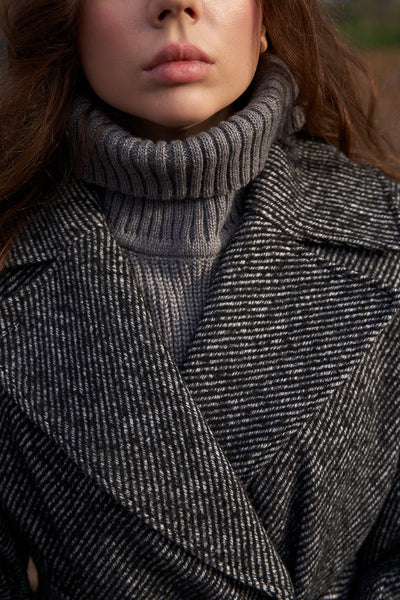 Lihula turtleneck collar