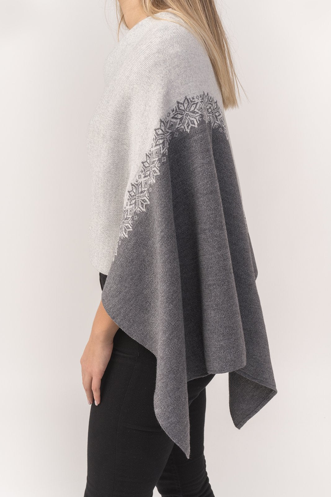 Vormsi merino poncho - Natural Style Estonia